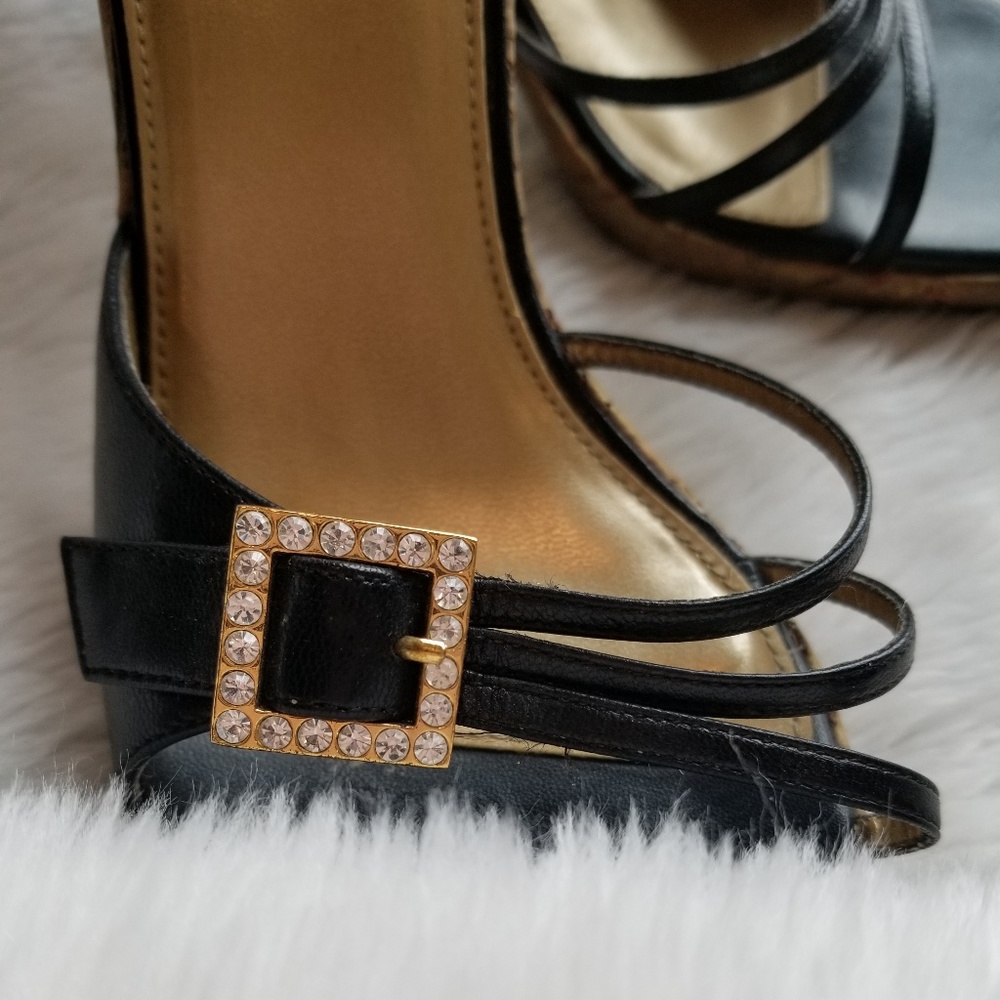 Carlos Santana  lotus sandals